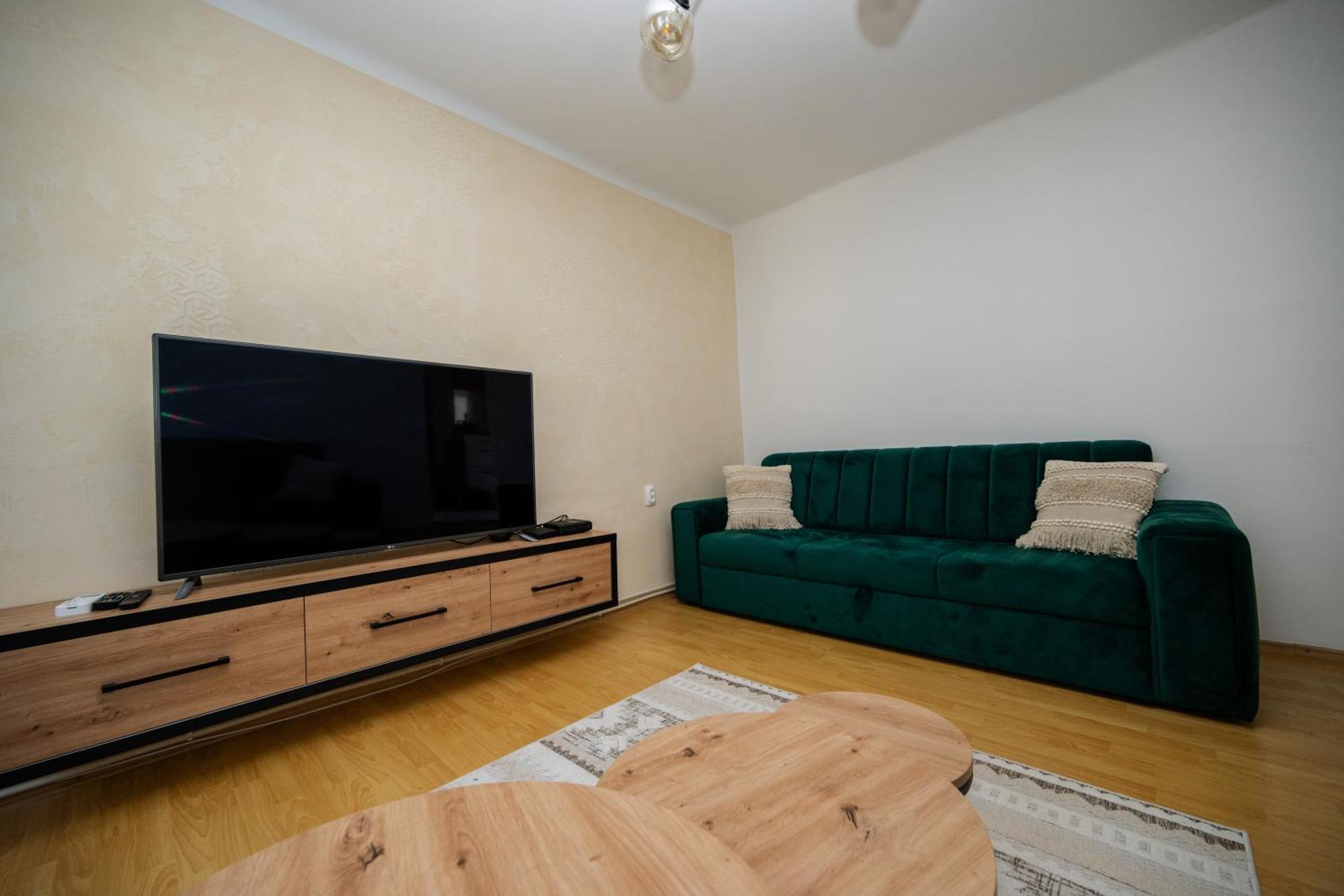 Cozy One-Bedroom Apartment Near City Center Saraievo Exterior foto